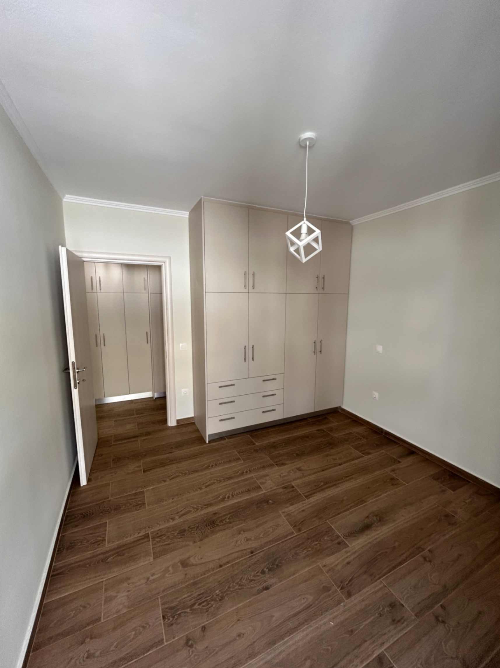 Ολική Ανακαίνιση 2 - Δωμάτιο1_