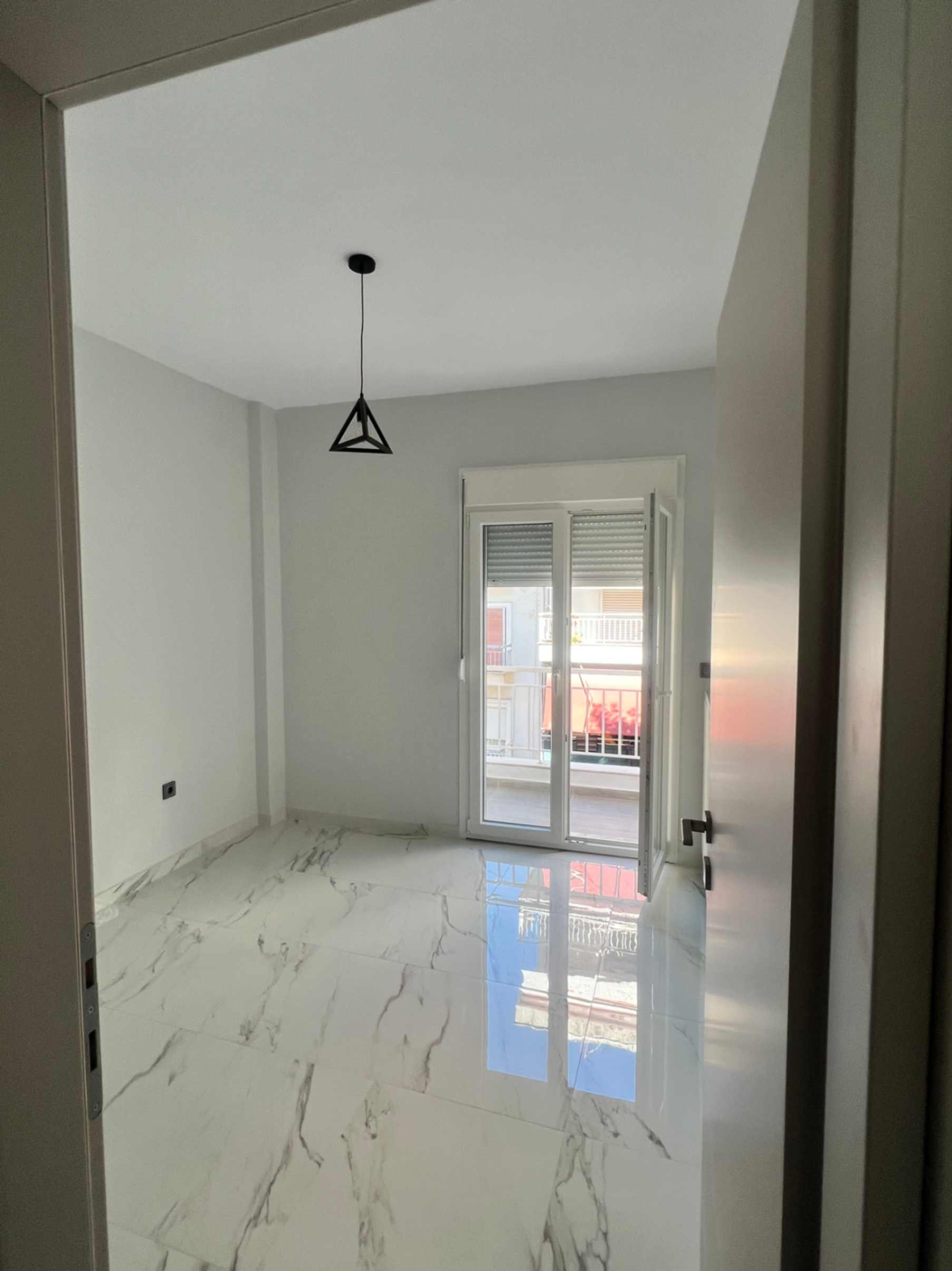 Ολική Ανακαίνιση 3 - Δωμάτιο μεσαίο