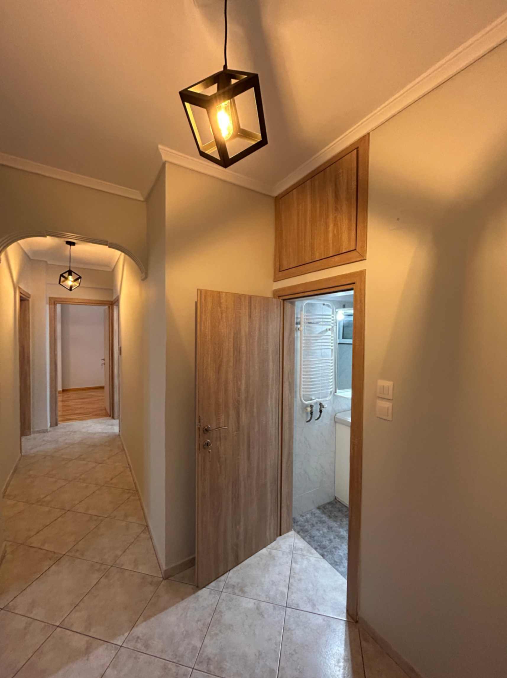 Ανακαίνιση - Είσοδος