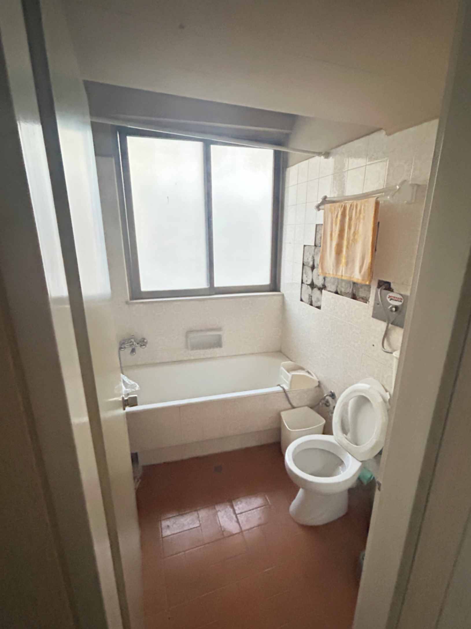 Ολική Ανακαίνιση 2 - Μπάνιο πριν