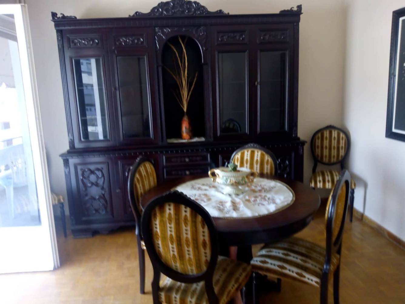 Ολική Ανακαίνιση 1 - Τραπεζαρία πριν